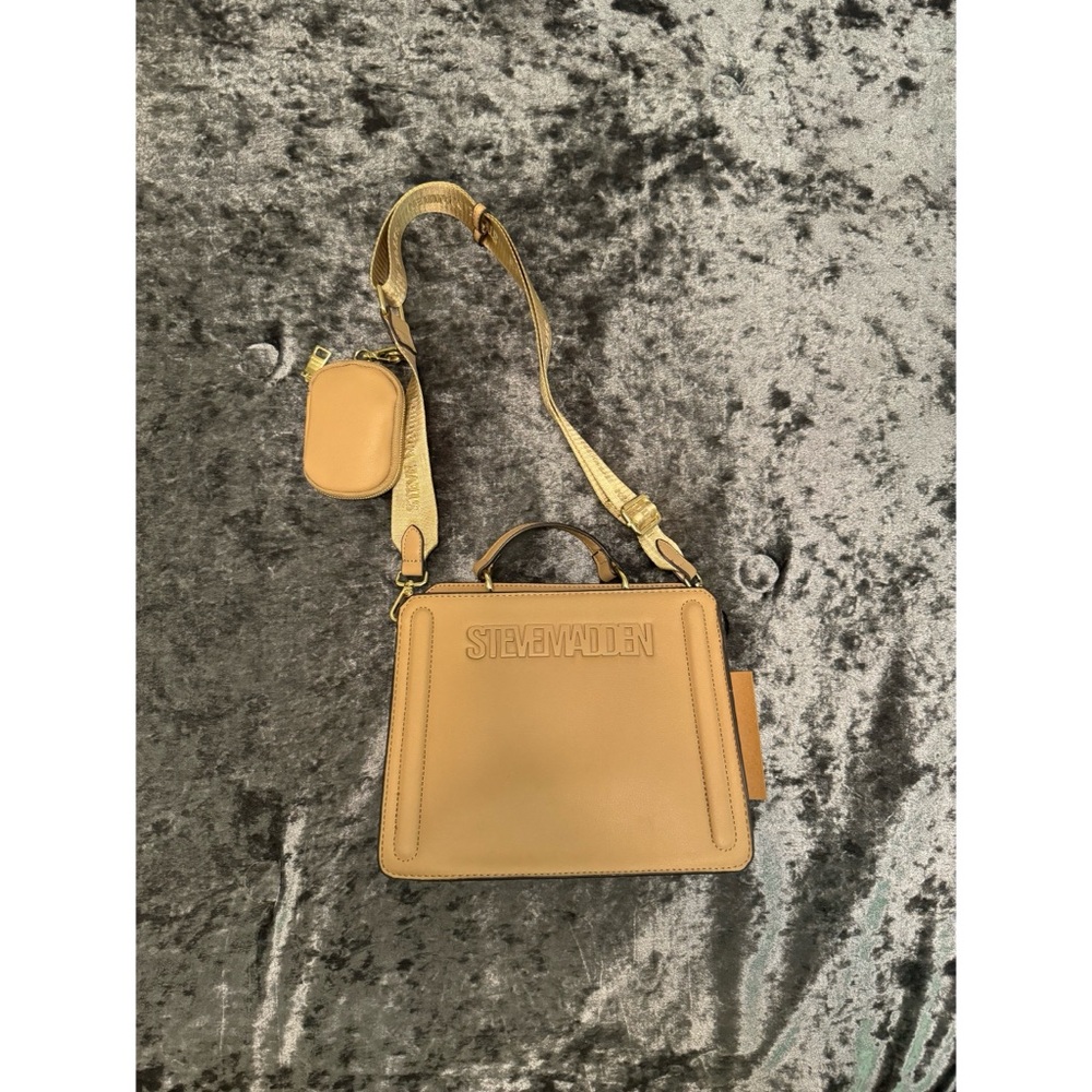 Steve Madden Bevelyn Handbag (Sand)